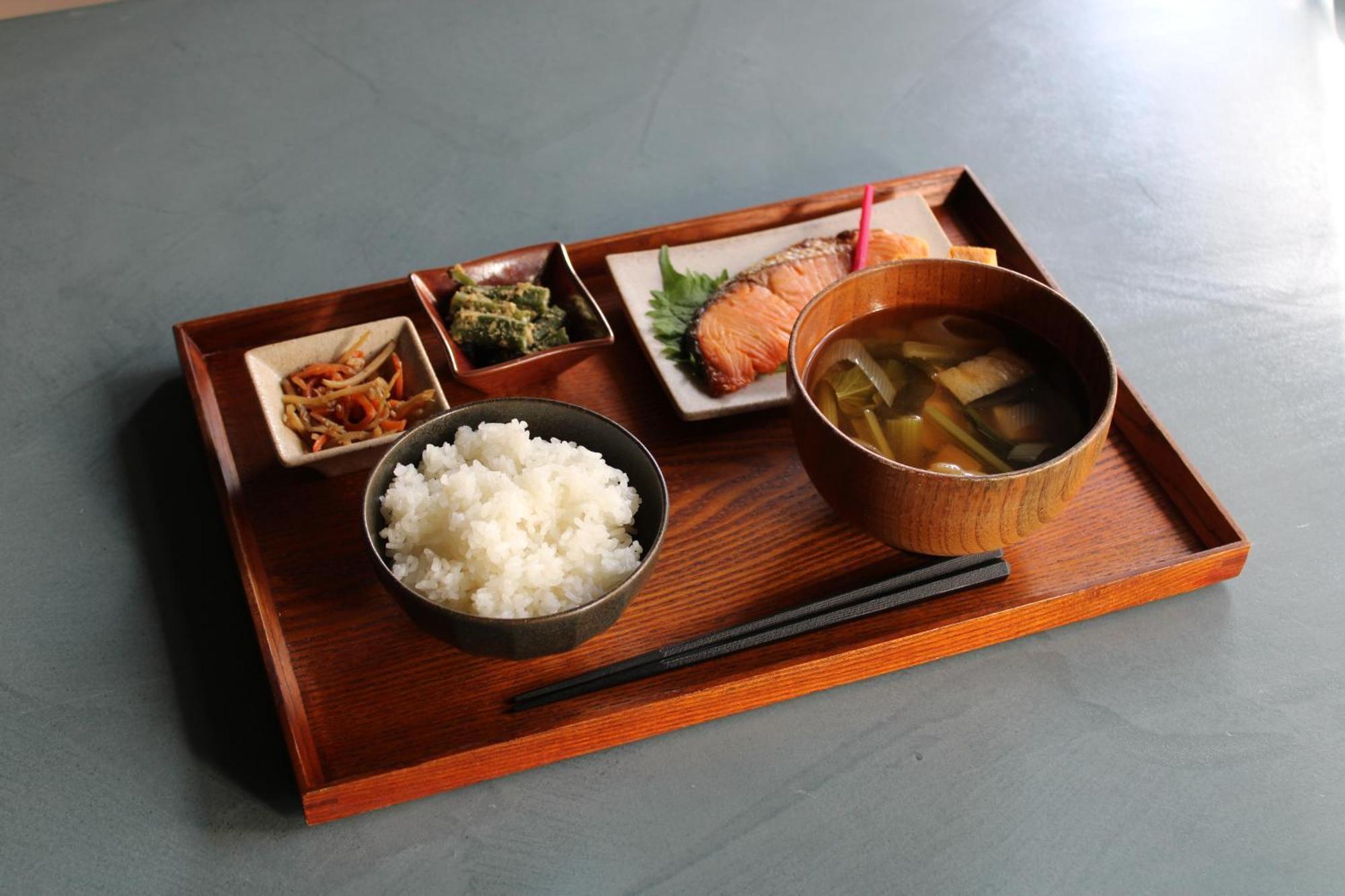 The Tourist Hotel & Cafe Akihabara — Foto 2
